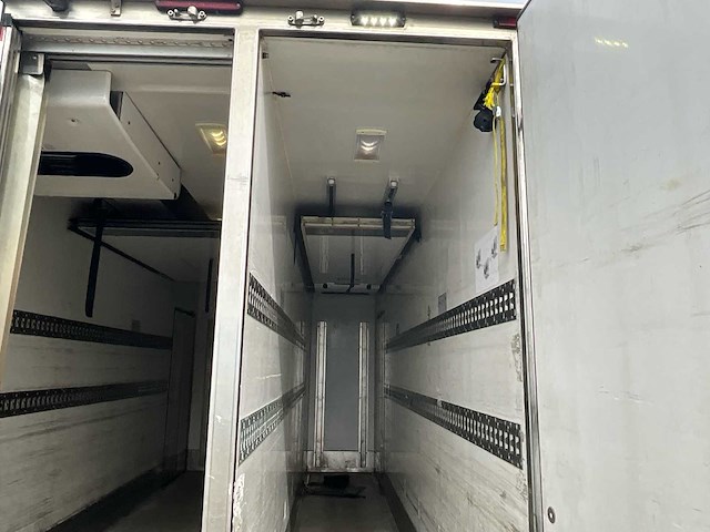 2015 iveco ig160e2ca vrachtwagen - afbeelding 37 van  58