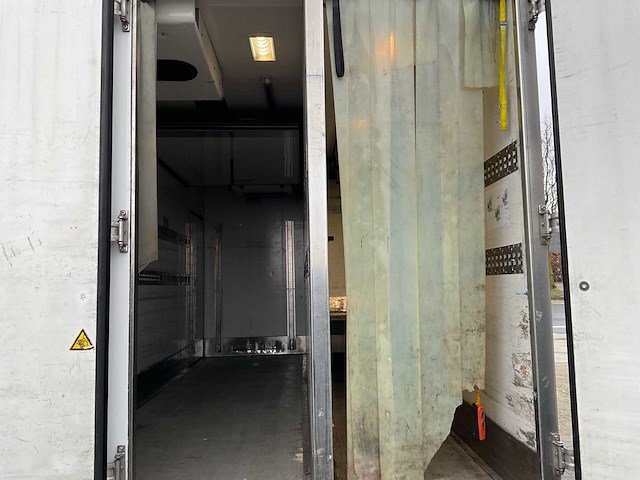 2015 iveco ig160e2ca vrachtwagen - afbeelding 17 van  22