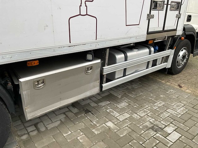 2015 iveco ig160e2ca vrachtwagen - afbeelding 14 van  34