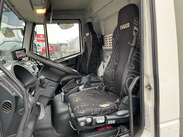 2015 iveco ig160e2ca vrachtwagen - afbeelding 18 van  34