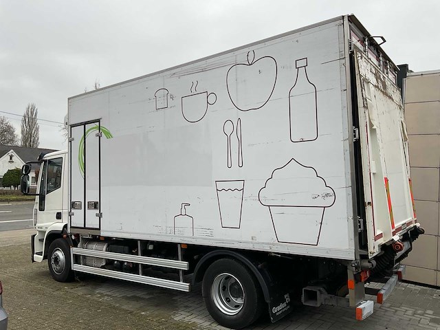 2015 iveco ig160e2ca vrachtwagen - afbeelding 2 van  34