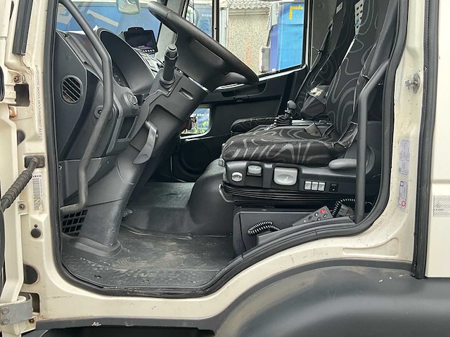 2015 iveco ig160e2ca vrachtwagen - afbeelding 9 van  58
