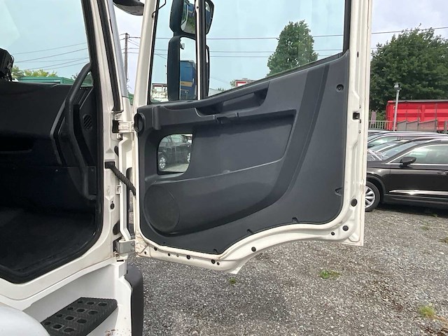2015 iveco ig160e2ca vrachtwagen - afbeelding 44 van  58