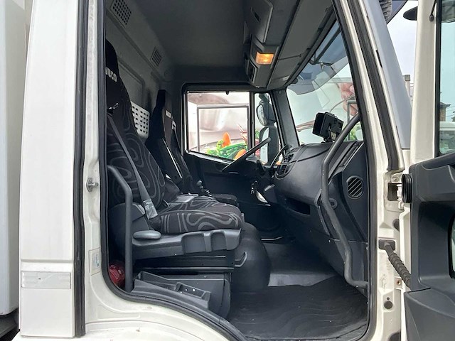 2015 iveco ig160e2ca vrachtwagen - afbeelding 48 van  58