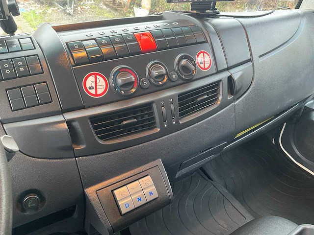 2015 iveco ig190el2ca vrachtwagen - afbeelding 17 van  41