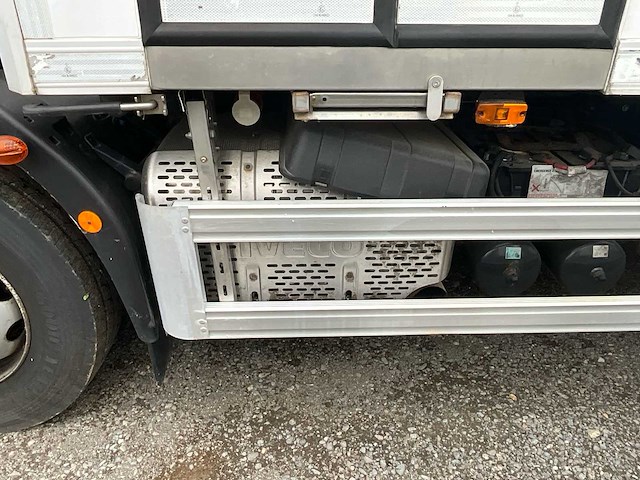 2015 iveco ig190el2ca vrachtwagen - afbeelding 32 van  63