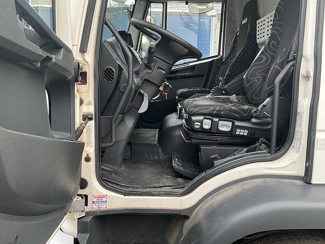 2015 iveco ig190el2ca vrachtwagen - afbeelding 8 van  55
