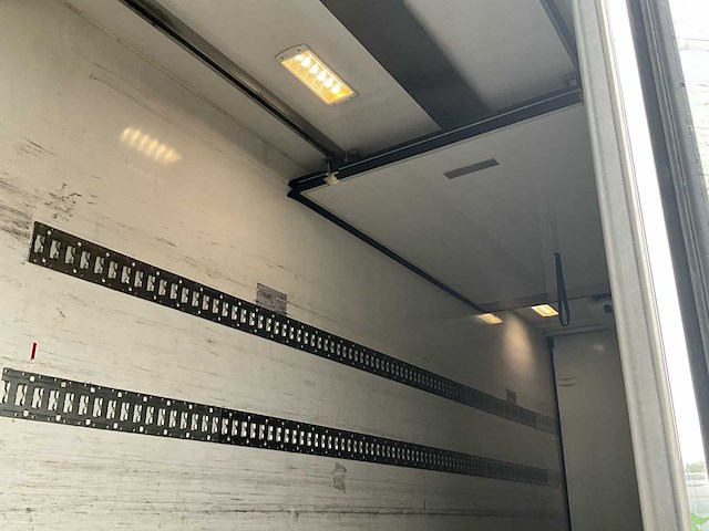 2015 iveco ig190el2ca vrachtwagen - afbeelding 28 van  63
