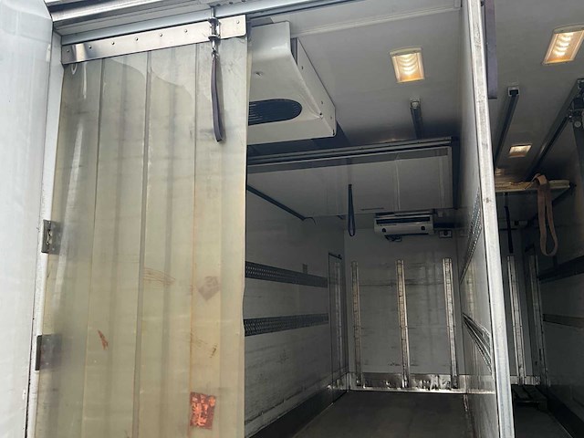 2015 iveco ig190el2ca vrachtwagen - afbeelding 32 van  63