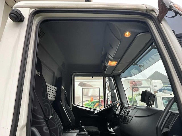 2015 iveco ig190el2ca vrachtwagen - afbeelding 54 van  63