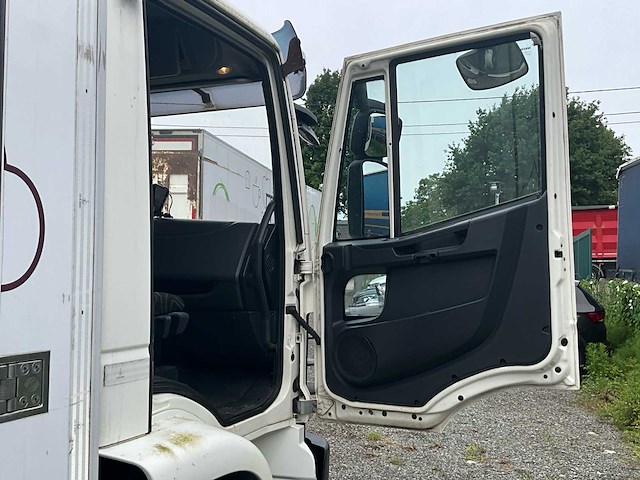 2015 iveco ig190el2ca vrachtwagen - afbeelding 39 van  59