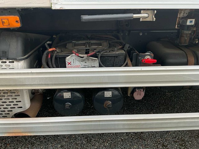 2015 iveco ig190el2ca vrachtwagen - afbeelding 27 van  55