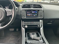 2015 jaguar xe 20d sport personenauto - afbeelding 10 van  43