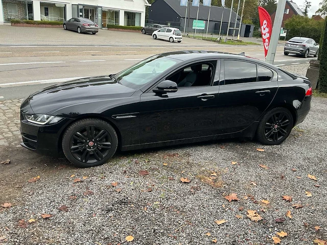 2015 jaguar xe 20d sport personenauto - afbeelding 12 van  43