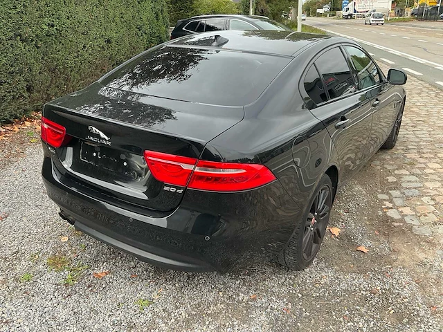 2015 jaguar xe 20d sport personenauto - afbeelding 25 van  43