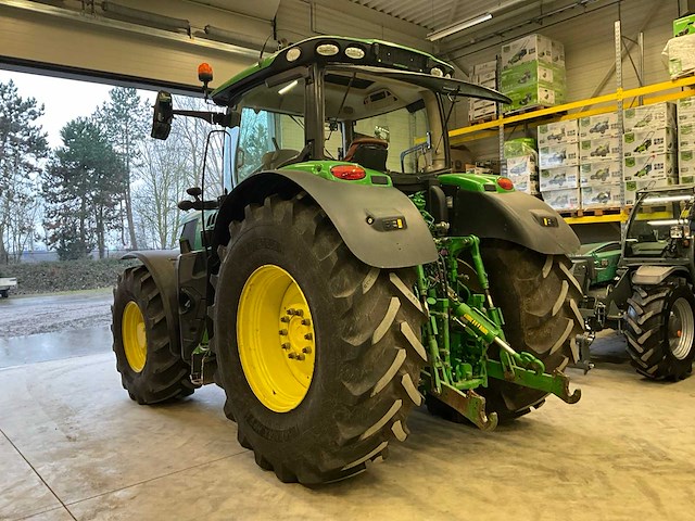 2015 john deere 6215r vierwielaangedreven landbouwtractor - afbeelding 26 van  28