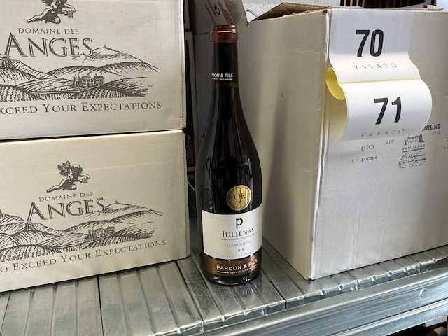 2015 juliénas les mouilles pardon & fils rode wijn (24x) - afbeelding 1 van  5