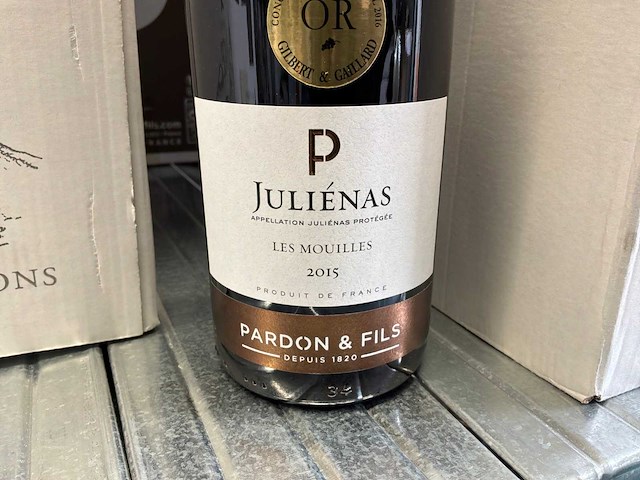2015 juliénas les mouilles pardon & fils rode wijn (24x) - afbeelding 5 van  5