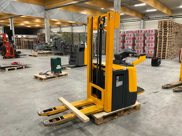 2015 jungheinrich erc 212z stapelaar - afbeelding 7 van  13