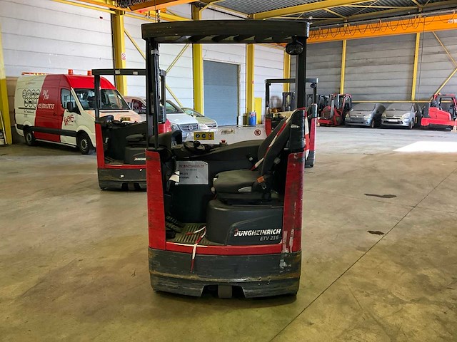 2015 jungheinrich etv216 reach truck (66015-79) - afbeelding 6 van  15