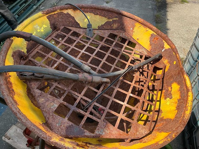 2015 kärcher mic c multifunctionele werktuigdrager met toebehoren - afbeelding 37 van  52