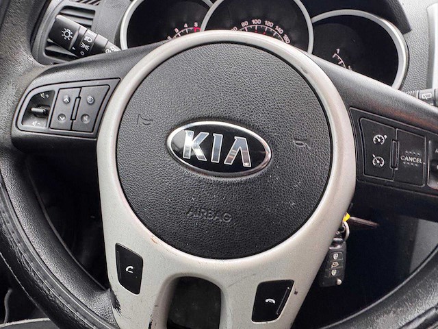 2015 kia venga - afbeelding 8 van  30