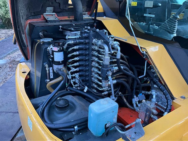 2015 komatsu pc80mr-3 rupsgraafmachine - afbeelding 24 van  66