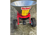 2015 kubota b2420 minitractor + werktuigen - afbeelding 8 van  22