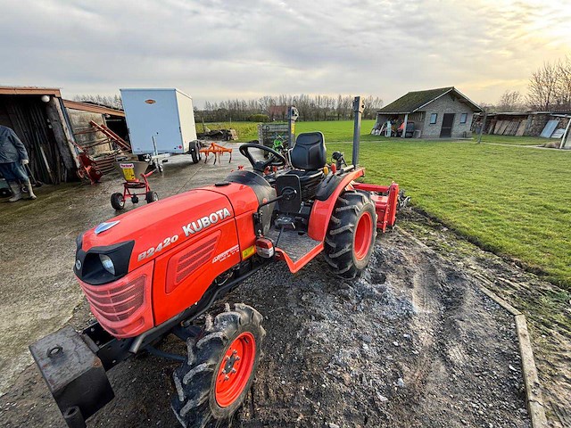 2015 kubota b2420 minitractor + werktuigen - afbeelding 21 van  22