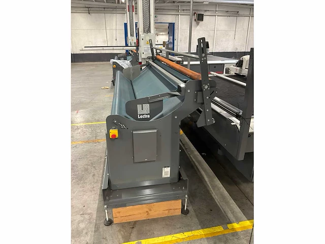 2015 lectra vector snijmachine - afbeelding 8 van  18