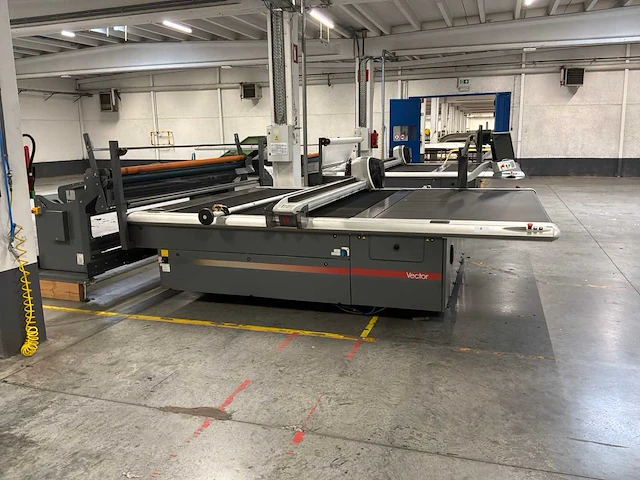 2015 lectra vector snijmachine - afbeelding 11 van  18