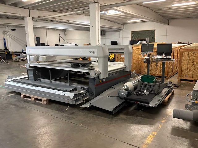 2015 lectra versalis snijmachine - afbeelding 21 van  22