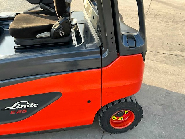 2015 linde e25-01 vorkheftruck - afbeelding 29 van  50