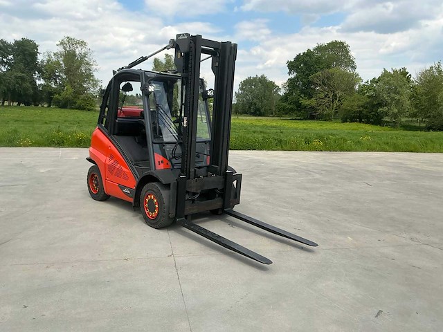 2015 linde h40t-02 vorkheftruck - afbeelding 27 van  109