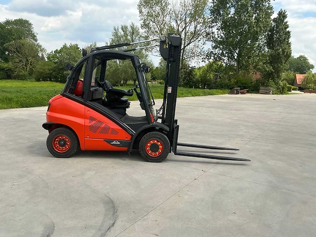 2015 linde h40t-02 vorkheftruck - afbeelding 1 van  18