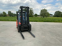 2015 linde h40t-02 vorkheftruck - afbeelding 11 van  18