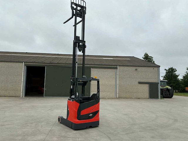 2015 linde r14 reach truck - afbeelding 4 van  13