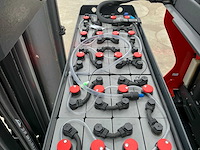 2015 linde r14 reach truck - afbeelding 9 van  13