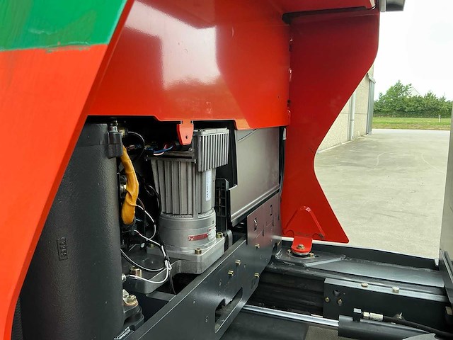 2015 linde r14 reach truck - afbeelding 3 van  10