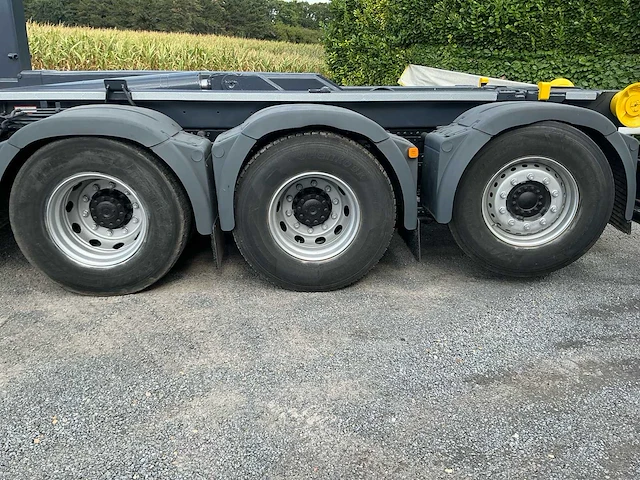 2015 man tgs 35.440 vrachtwagen met vdl containerhaaksysteem en palfinger kraan - afbeelding 30 van  45