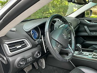 2015 maserati ghibli personenauto - afbeelding 17 van  37