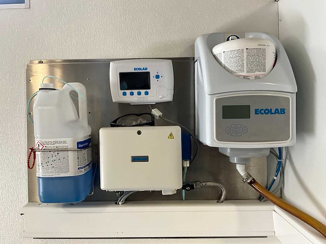 2015 meiko b-xl54 v8 n22 p8 korvenvaatwasmachine - afbeelding 3 van  31