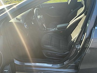 2015 mercedes a180 hatchback personenauto - afbeelding 33 van  35