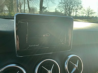 2015 mercedes a180 hatchback personenauto - afbeelding 11 van  35