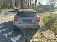 2015 mercedes a180 hatchback personenauto - afbeelding 28 van  35