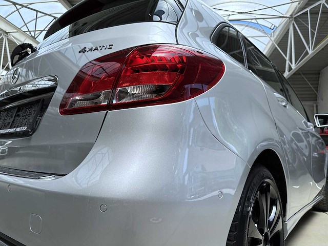 2015 mercedes b 200 4x4 100.938km - afbeelding 20 van  24