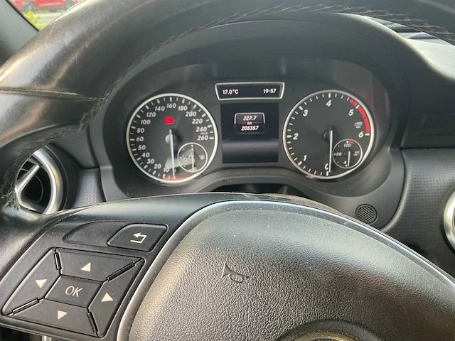2015 mercedes-benz a 180 cdi personenauto - afbeelding 5 van  18