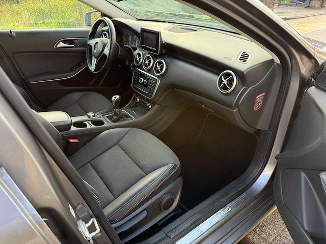 2015 mercedes-benz a 180 - afbeelding 3 van  30
