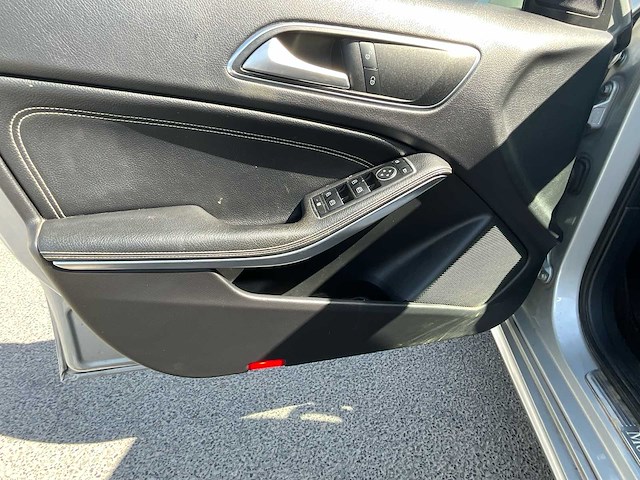 2015 mercedes-benz a180 cdi 245g mercedes benzine - afbeelding 3 van  40