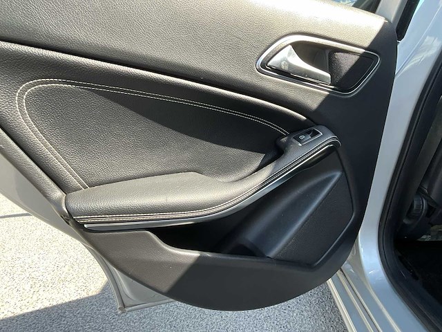 2015 mercedes-benz a180 cdi 245g mercedes benzine - afbeelding 5 van  40